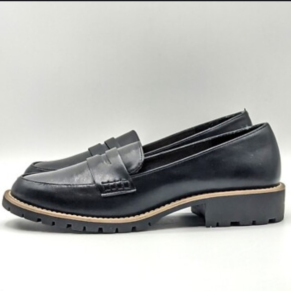 Dolce Vita Black Slip-Ons DV Crisp Penny Loafers size 8 Lug sole Academia - Picture 2 of 9